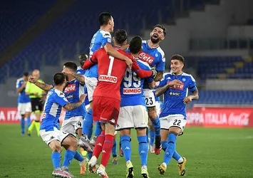 İtalya Kupası Napoli'nin