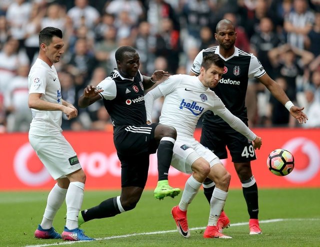 Aboubakar Beşiktaş’ta kalacak mı?