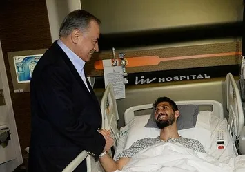 Mustafa Cengiz'den Emre Akbaba'ya ziyaret