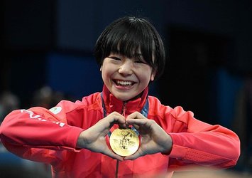 Japon güreşçi altın madalya kazandı!