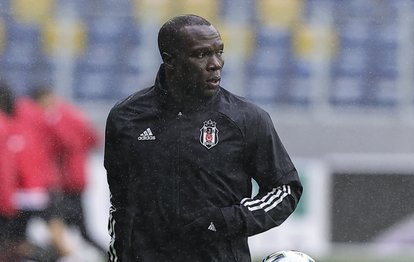 Son dakika spor haberi: Beşiktaş’a Sivasspor maçında Vincent Aboubakar’dan sakatlık şoku!