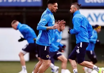 Fenerbahçe'de Adana Demirspor maçı mesaisi