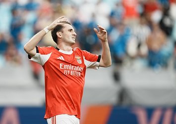 Kerem'den skandal karikatüre tepki!