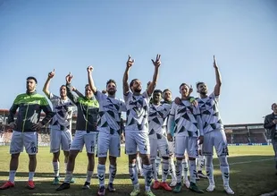 Konyaspor 3 puanı 3 golle aldı
