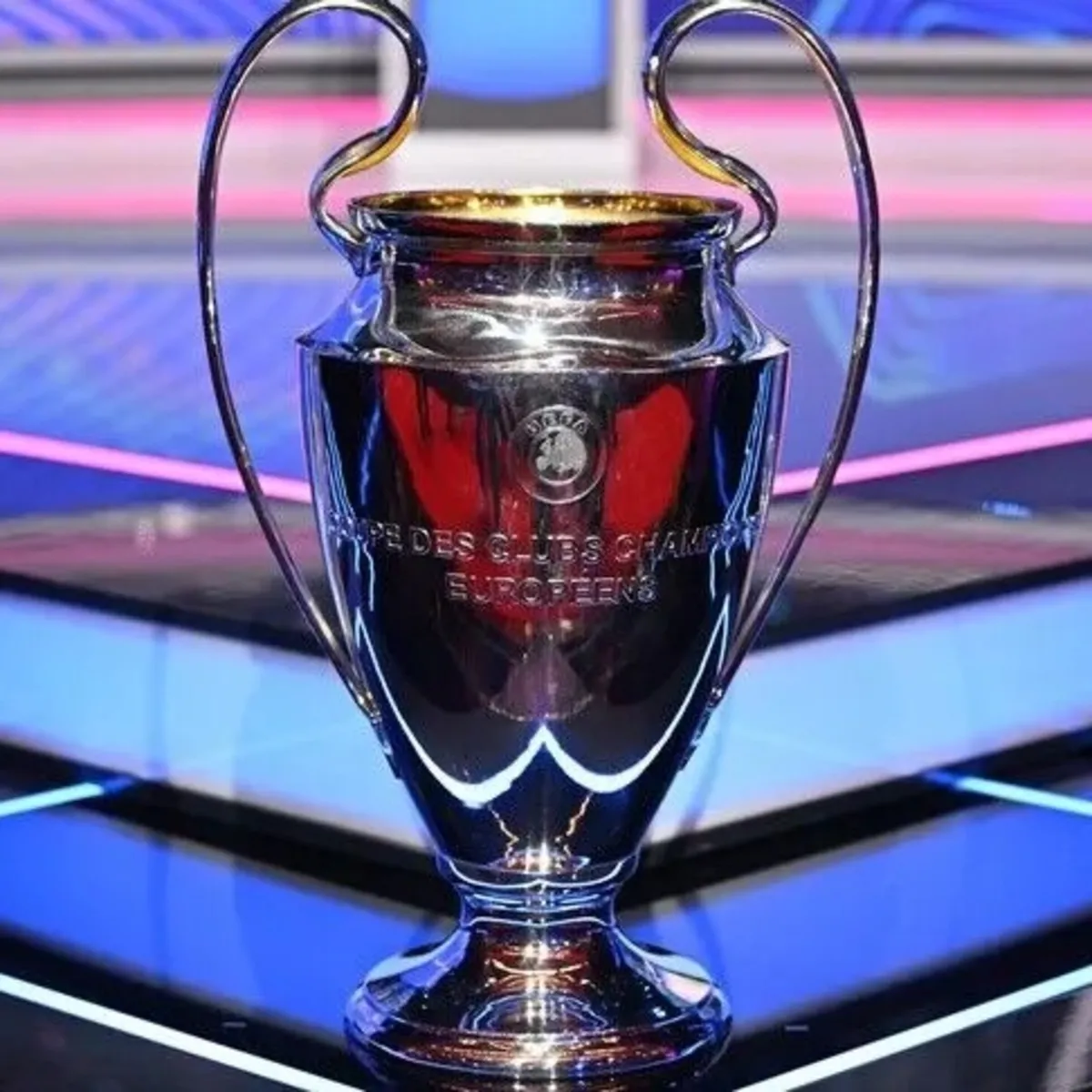 UEFA Şampiyonlar Ligi'nde heyecan başlıyor!