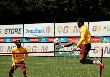 Cimbom’da çifte kutlama