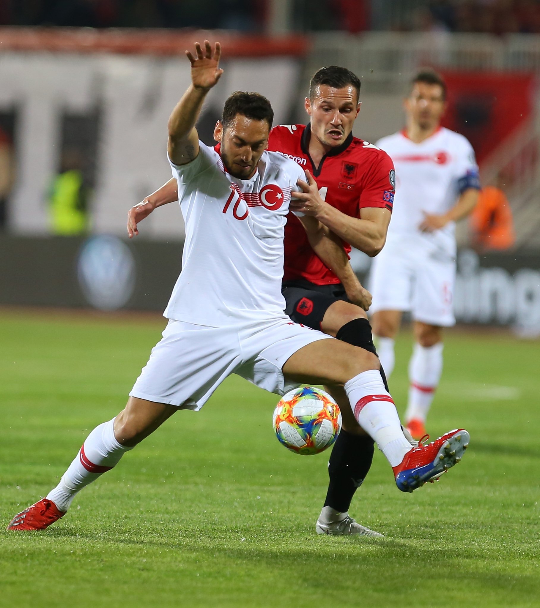 Usta yazarlar Arnavutluk - Türkiye maçını değerlendirdi!