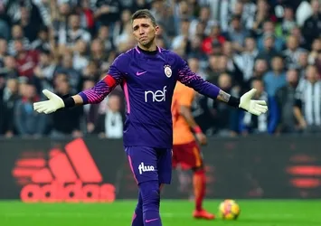 Galatasaray'a Muslera'dan kötü haber