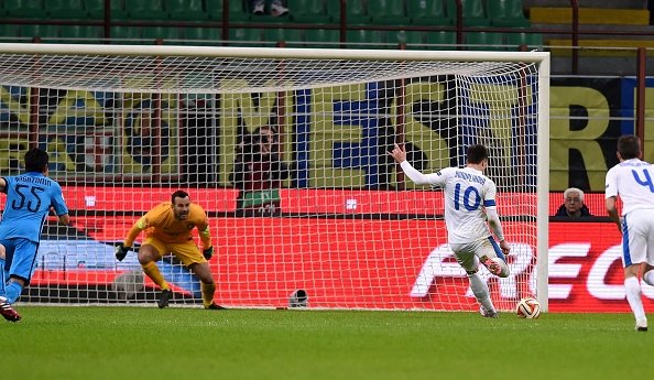 UEFA’dan tarihi penaltı kararı