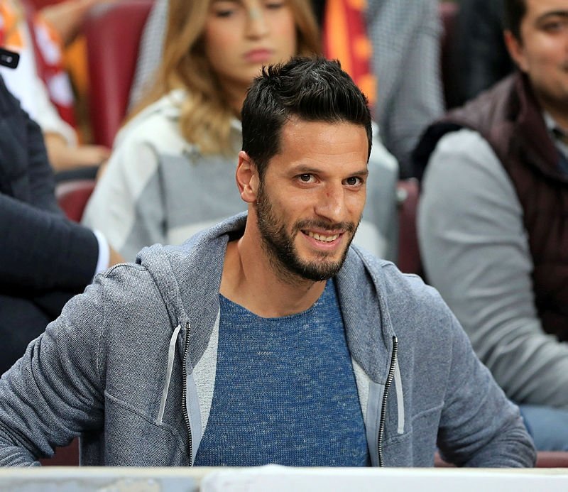 Galatasaray’da tarihi operasyon! UEFA, 9 futbolcu ve müthiş rakam...