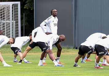 Abraham Beşiktaş'ta ilk idmanına çıktı
