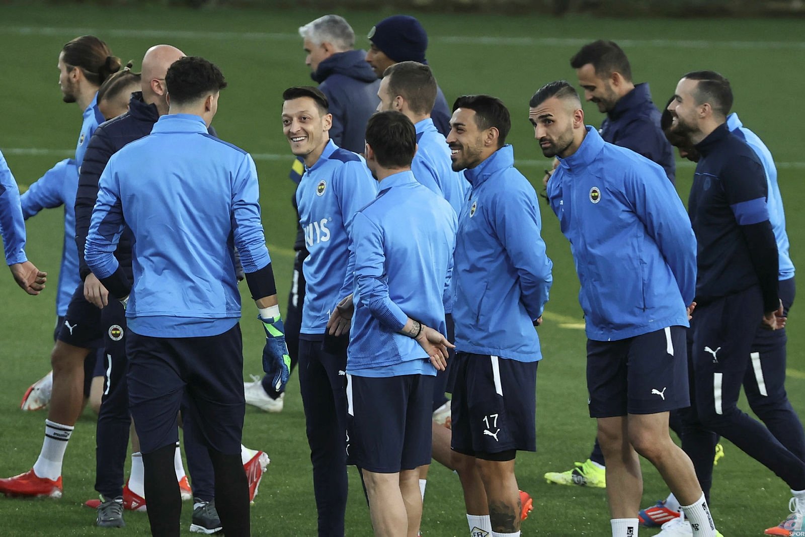 Fenerbahce Transfer Haberleri Fenerbahce Den Cifte Transfer Bombasi Ocak Ayinda Sayfa 1 Fenerbahce 13 Aralik 2021 Pazartesi