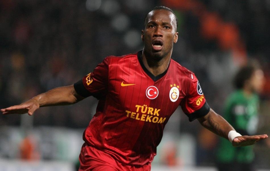 Türkiye’de oynamış en kariyerli futbolcular