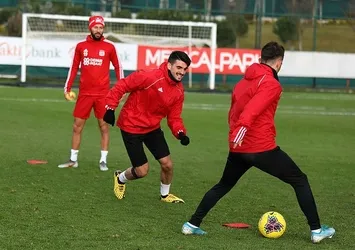 Sivasspor’da neşeli idman