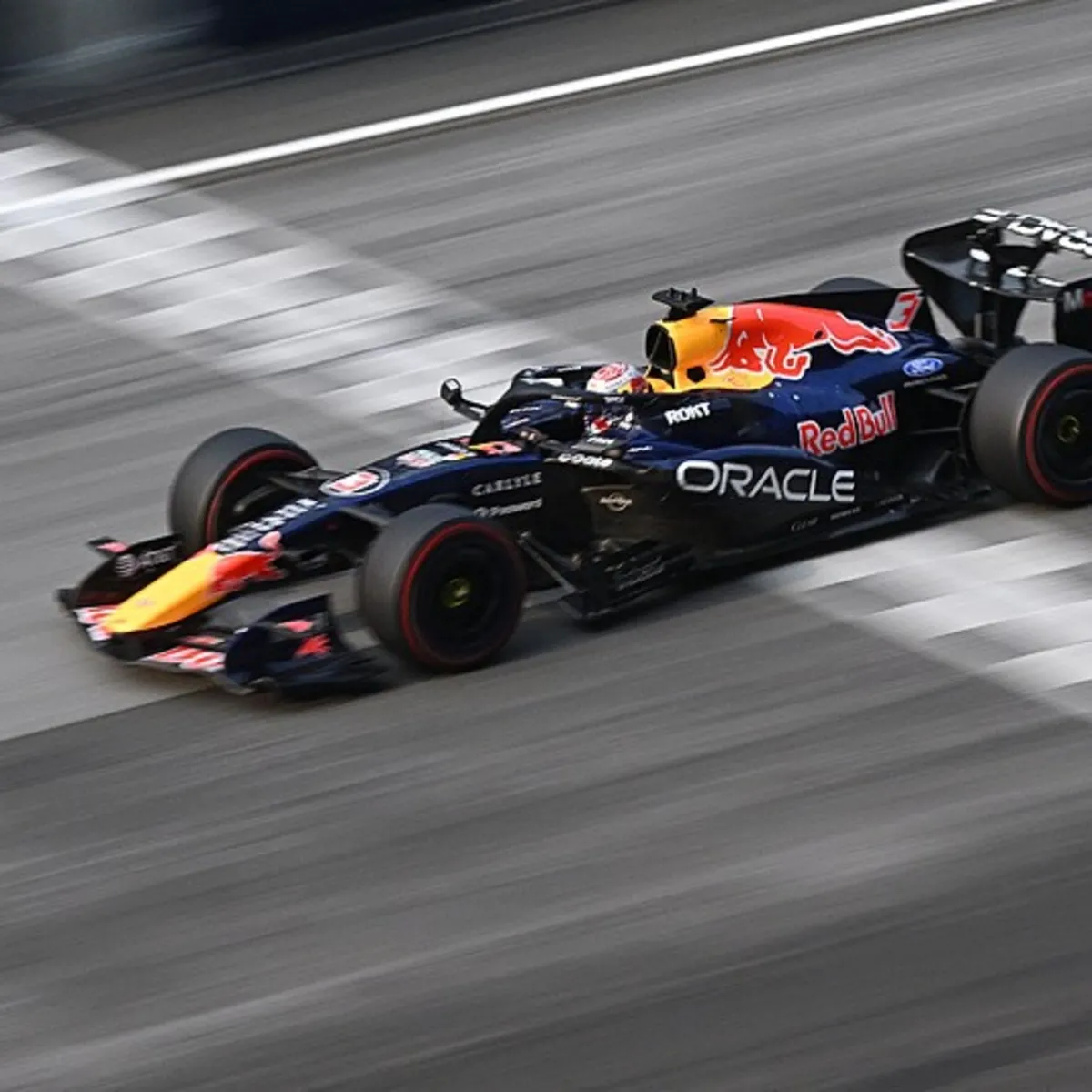 Bahreyn Grand Prix'sini Max Verstappen kazandı