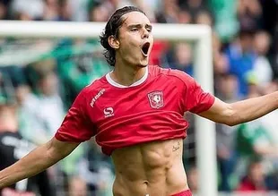 "Kusursuz golcü Enes Ünal"
