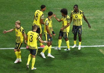 Son çeyrek finalist B. Dortmund!