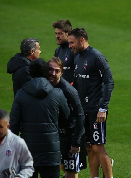 Beşiktaş Antalya’da tam kadro çalıştı