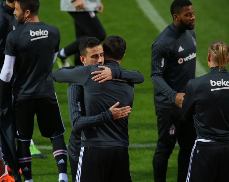 Beşiktaş Antalya’da tam kadro çalıştı