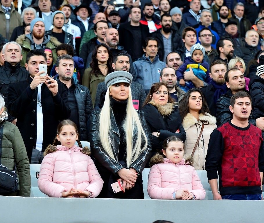 Beşiktaş-Fenerbahçe karşılaşmasından kareler