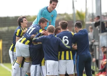 İlk derbi Fenerbahçe'nin