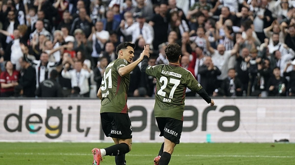 Corendon Alanyaspor - Beşiktaş maçının VAR'ı açıklandı! Corendon Alanyaspor - Beşiktaş maçının VAR'ı açıklandı!