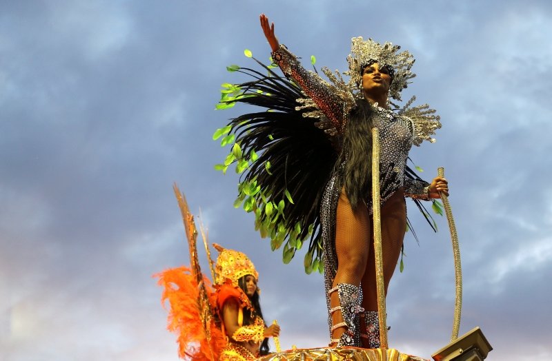 Neymar Rio Karnavalı’nda görüntülendi!