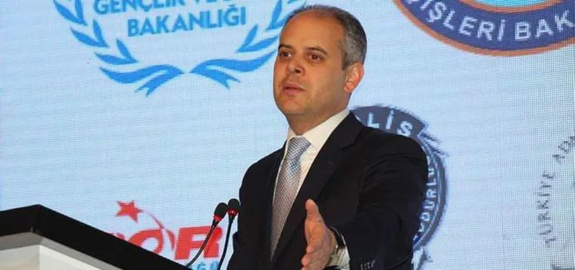 "Bizi holiganlara karşıyız".