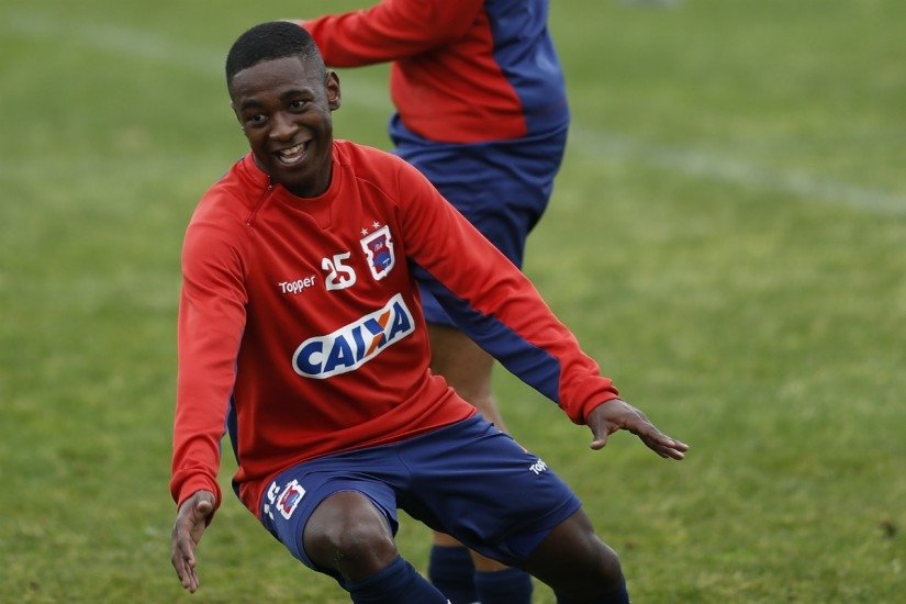 Fenerbahçe Jhonny Lucas’ı istiyor!