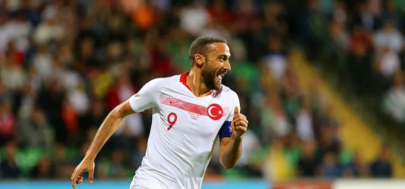 Cenk Tosun takımı yalnız bırakmadı