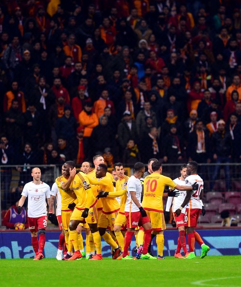 Galatasaray-kayserispor karşılaşmasından kareler