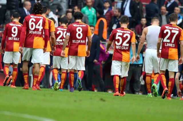 Galatasaray’da dev operasyon!