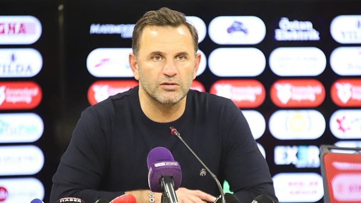 GALATASARAY HABERİ | Okan Buruk'tan flaş karar! 2 ismi UEFA listesine yazmayacak GALATASARAY HABERİ | Okan Buruk'tan flaş karar! 2 ismi UEFA listesine yazmayacak