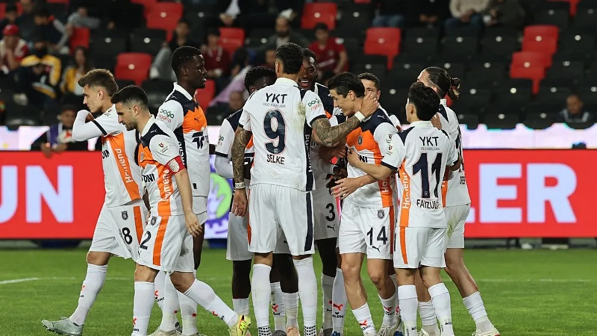 RAMS Başakşehir galibiyetle kapattı!