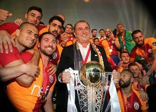 Galatasaray'da maaş krizi