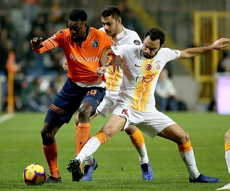 Galatasaray Fenerbahçe’nin gerisinde