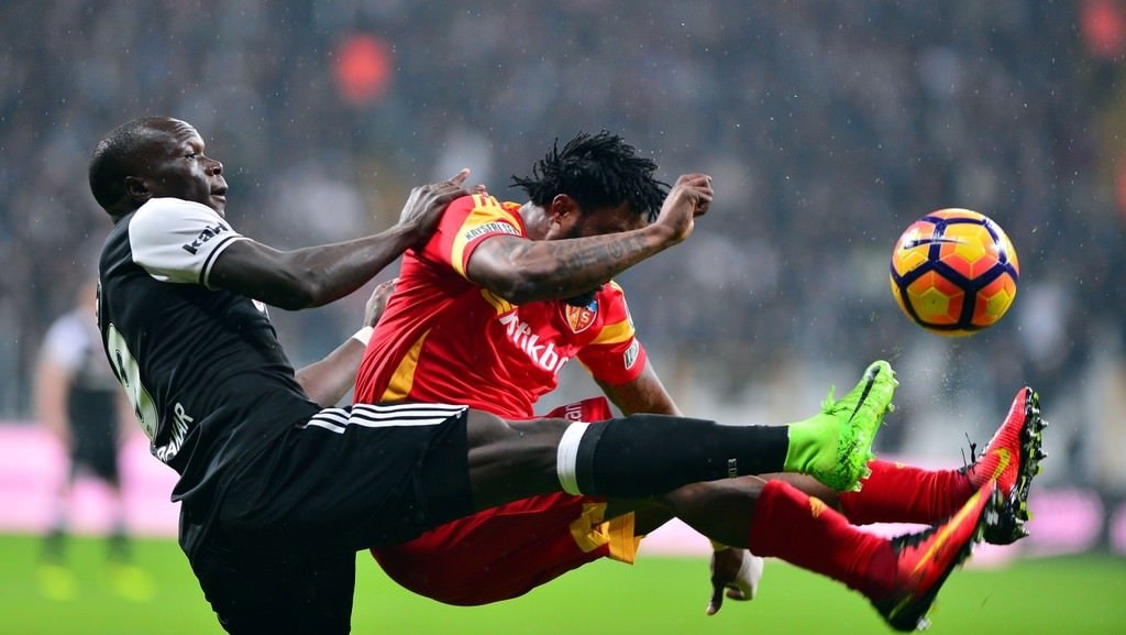 Beşiktaş-Kayserispor karşılaşmasından kareler