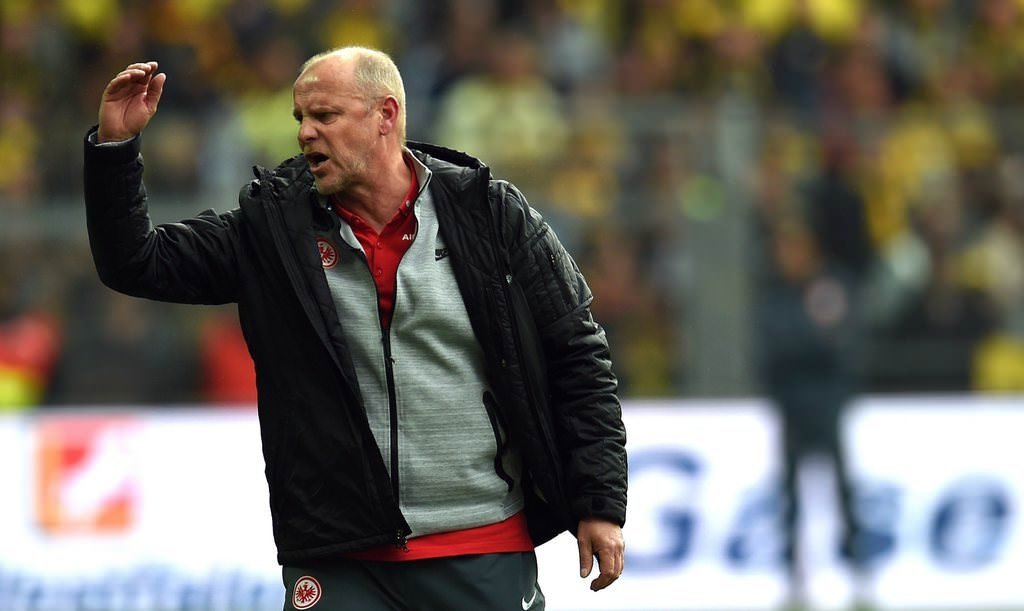 Jan Olde Riekerink’in yerine iki aday