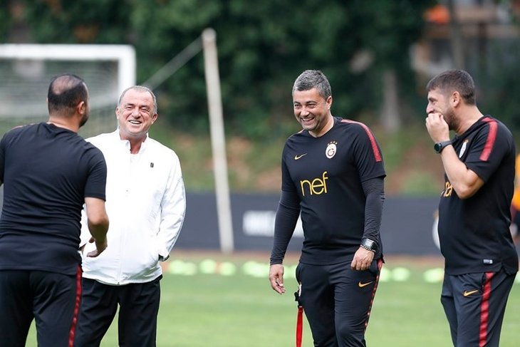 G.Saray antrenmanında Åampiyonlar Ligi topu sürprizi