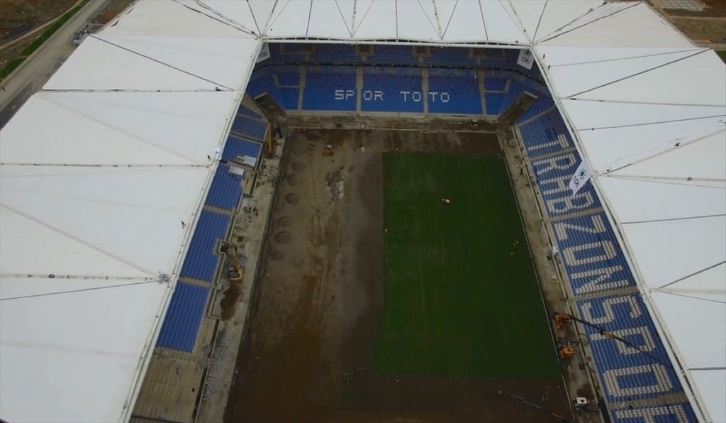 Trabzonspor’un yeni evi Akyazı Stadı tamamlanıyor