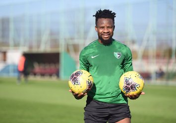 Onazi Denizlispor'dan ayrıldı!