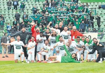 Denizlispor'da şölen zamanı