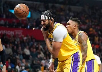Anthony Davis'ten kötü haber!