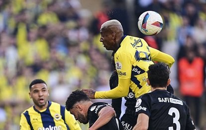 Fenerbahçe-Beşiktaş derbisinde penaltı kararı! İşte o pozisyon