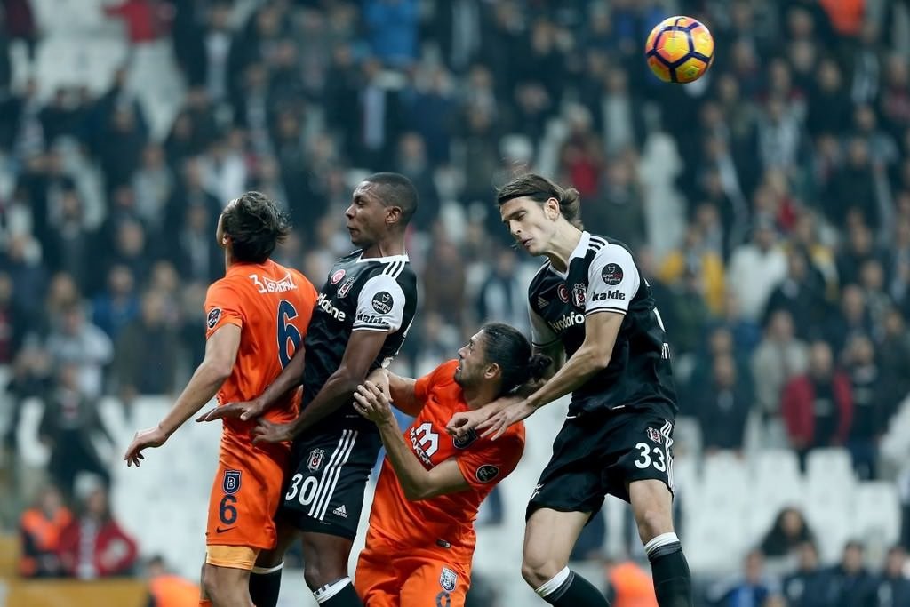 Beşiktaş-Medipol Başakşehir karşılaşmasından kareler