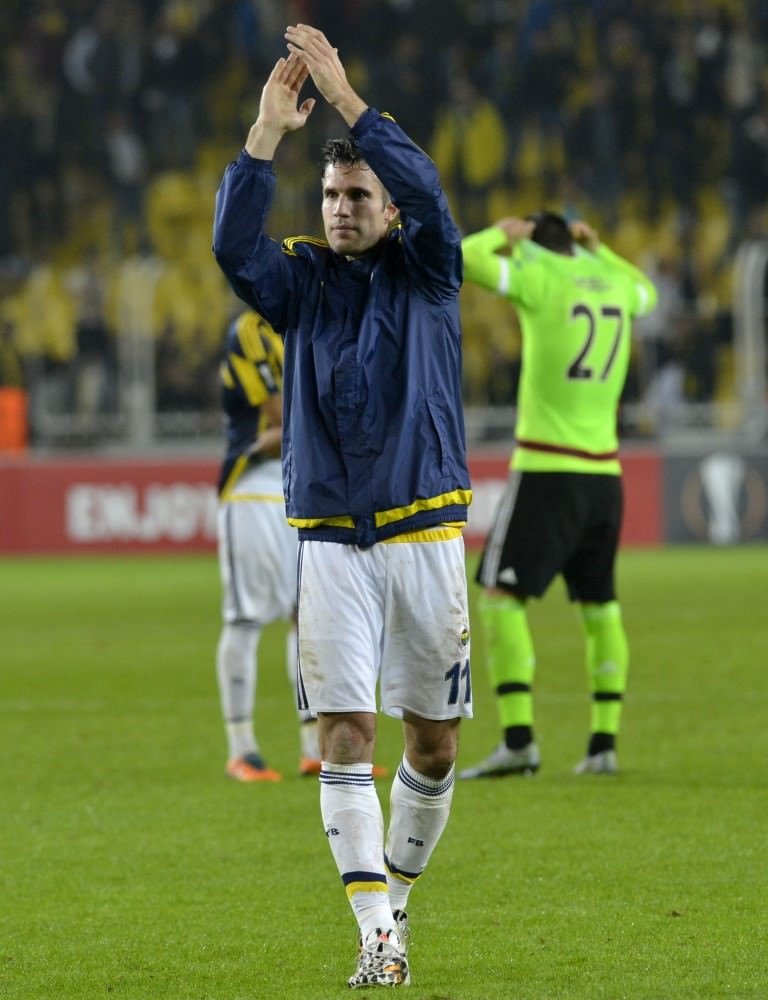 Fenerbahçe’den Kadıköy’de tarihi zafer