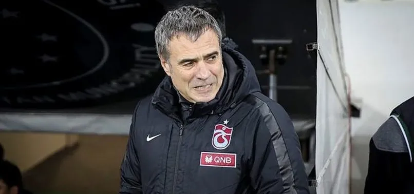 Ersun Yanal, Mehmet Ekici'ye rest çekti