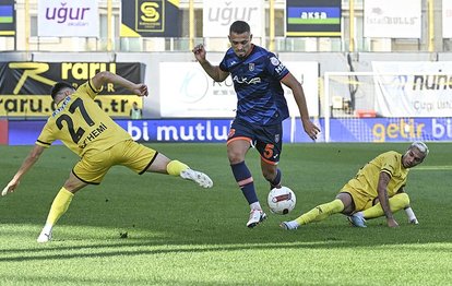 İstanbulspor 0-2 Başakşehir MAÇ SONUCU-ÖZET Başakşehir galibiyeti hatırladı!