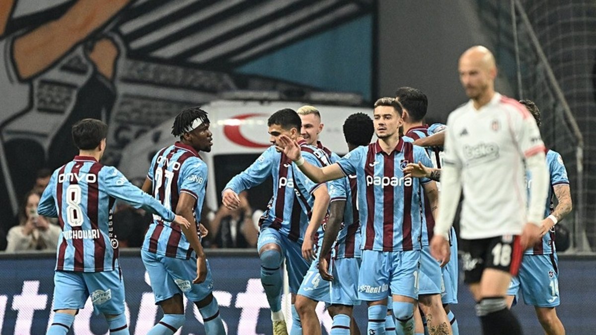 Trabzonspor sezonun son derbisinde Beşiktaş'ı devirdi!
