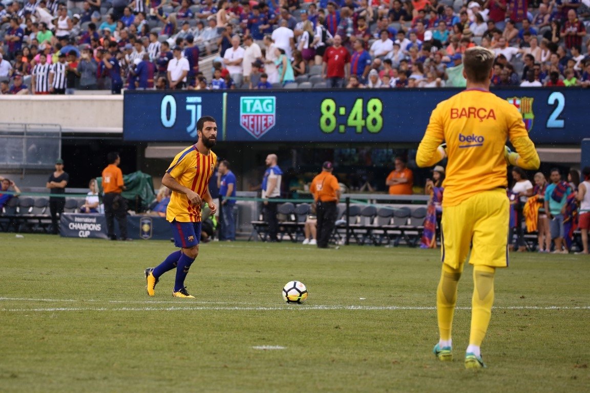 Barcelona’dan Arda Turan’a izin çıktı